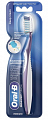Oral-B (Орал-Би) щетка зубная средняя жесткость глубокое очищение Clinical Pro Expert